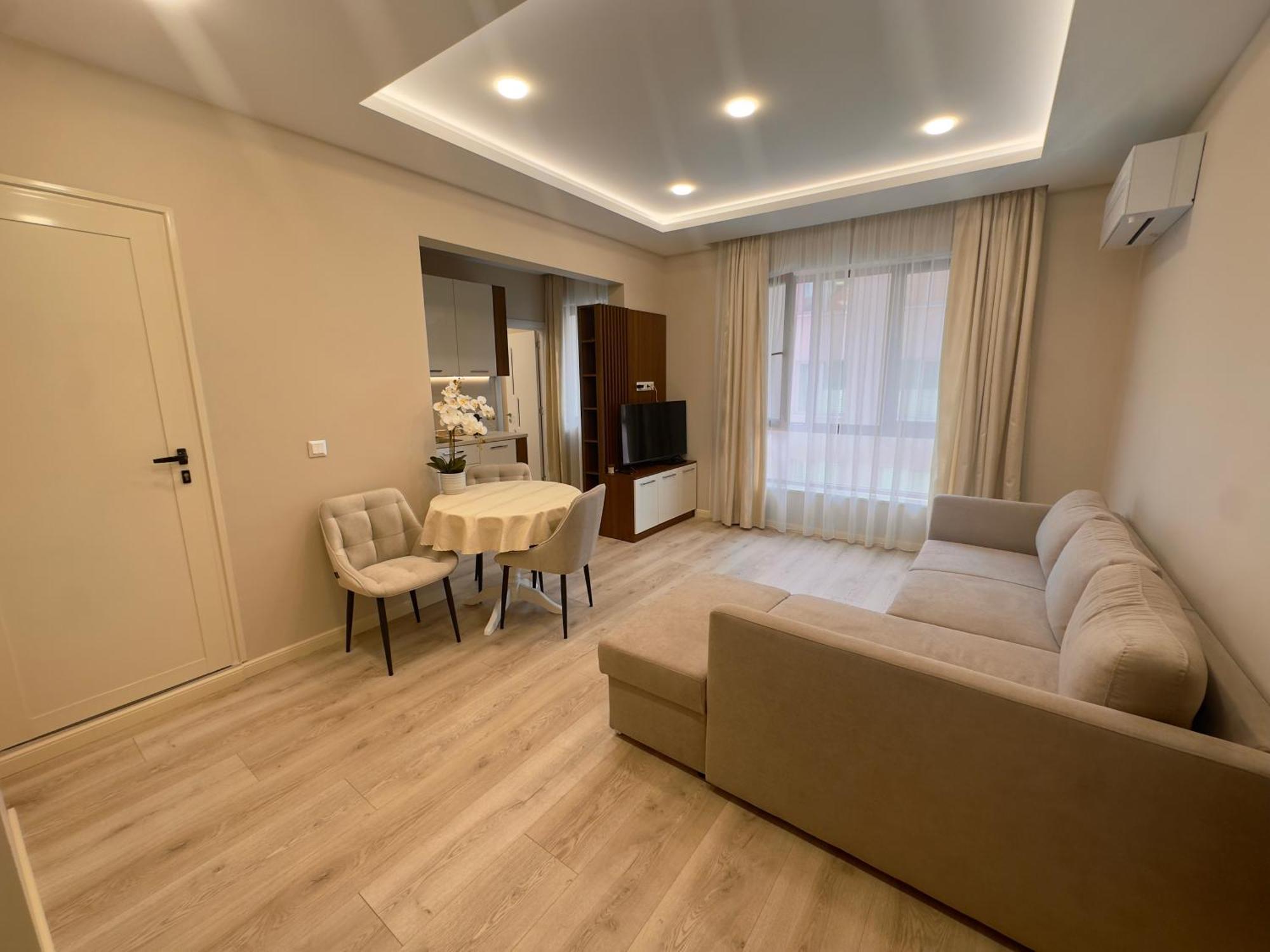 Luxury 1 Софія